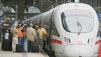 Erneuter Bahn-Skandal: Polizei wirft Passagiere aus ICE