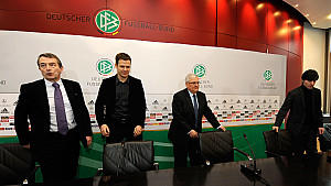 Löw bleibt bis zur WM - und danach?