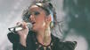 Kim Debkowski mit 'Almost Lover'