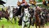 'Robin Hood': Russell Crowe in Lederleggings