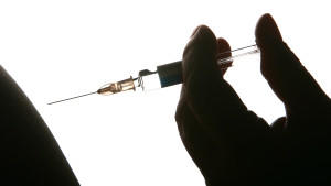 Zeckenbiss: Impfung schützt vor FSME Impfung gegen den FSME-Erreger