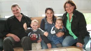 Mittwoch, den 23. Juni um 20.15 Uhr Vera Int-Veen hilft Sascha und seiner Familie.