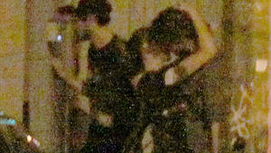 Robert Pattinson & Kristen Stewart: Also doch! Die beiden wurden beim Knutschen erwischt