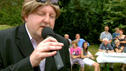 Als Howie verzaubert Mario seine Karen