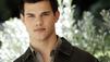 Taylor Lautner verliebt in Phil Collins' Tochter?