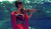Korea Lee rockt mit ihrer Violine die B&uuml;hne