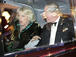 Attacke auf Charles und Camilla!