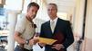 "World Express", ein "Paketdienst" der besonderen Art