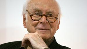 'Loriot' Vicco von Bülow ist tot Humorist Vicco von Bülow alias 'Loriot' ist tot. Er starb im Alter von 87 Jahren an Altersschwäche.