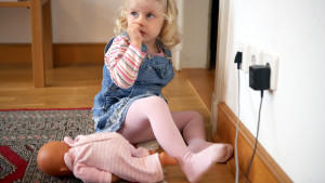 So machen Sie Ihren Haushalt kindersicher Sicherheit für Kinder im Haushalt