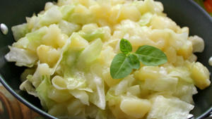 Omas Kartoffelsalat: Das Rezept zum Nachkochen