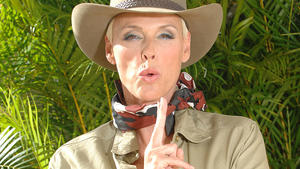 Dschungelcamp 2012: Warum hat Martin Kesici aufgegeben? Brigitte Nielsen muss zur Dschungelprüfung antreten.