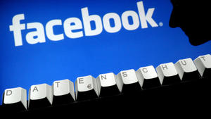 Richter beschlagnahmt Facebook-Account Facebook und Datenschutz. Ein Richter geht neue Wege.