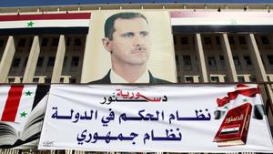 EU verschärft Sanktionen gegen Syrien Syrien lässt Bürger über neue Verfassung abstimmen