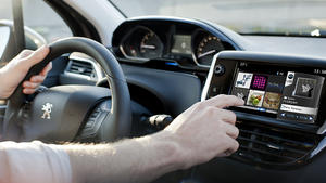 Peugeot 208: Ein Auto für die 'Generation Smartphone' Peugeot 208 mit 7-Zoll-Touchscreen