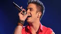 Er verzaubert mit "Baby Can I Hold You"