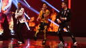 Die Top 3 singen "Relight My Fire"