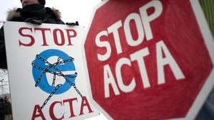 EU-Kommissarin Kroes: ACTA ist vom Tisch EU-Kommission: Ist ACTAvom Tisch?