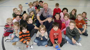 "RTL – Wir helfen Kindern": 400.000 Euro an Boris Becker für die Initiative "fit-4-future" "RTL – Wir helfen Kindern" Boris Becker