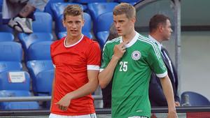 Gefasste Reaktionen des Streich-Quartetts Lars und Sven Bender