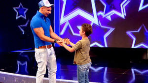 DSDS Kids: Besonderer Abend für die Mini-Superstars DSDS Kids 2012: Persönliche Glücksbringer für die Kleinen