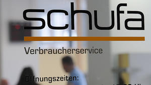 Schufa-Schnüffelei löst Proteste aus Schufa-Schnüffelei vielleicht sogar illegal