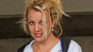 Britney Spears investiert 130.000 Euro in ihre Schönheit Ab ins Hochzeits_Bootcamp: Britneys Schönheits ist ihr 130.000 Euro wert.