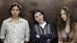 Urteil gegen Pussy Riot auf den 17. August verschoben Pussy Riot Prozess Urteil Moskau