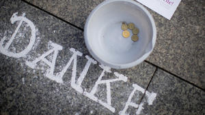 Die Deutschen spendeten sechs Milliarden Euro im Jahr 2011 Tag der Humanitären Hilfe, Spenden
