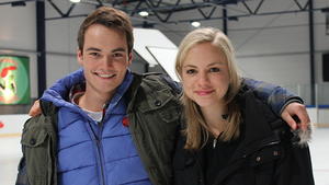 Julia Engelmann und Michael N. Kuehl verlassen AWZ AWZ Stars Julia Engelmann und Michael N. Kuehl