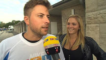 Felix und Lisa zeigen "ihren" Babybauch Felix von Jascheroff wird Vater