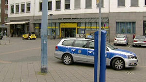 Raub am Geldautomaten: Polizei warnt vor Kinderbanden Raub am Geldautomaten: Polizei warnt vor Kinderbanden