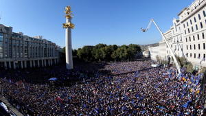 Ganz Europa geht gegen die Politik auf die Straße Europa, Krise, Demonstration