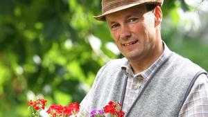 Bauer sucht Frau 2012: Hans-Georg sucht eine Frau, die zu ihm steht Bauer sucht Frau 2012 Hans-Georg der herzliche Hobbybauer