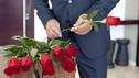 Der Bachelor verteilt wieder Rosen