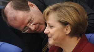 Steinbrück: Bundeskanzler in Deutschland verdient zu wenig Steinbrück: Kanzler verdient zu wenig