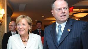 Steinbrück: "Merkel hat Frauenbonus" Steinbrück, Merkel, Frauenbonus
