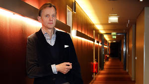 Max Raabe im exklusiven Interview Max Raabe im Interview zu seiner neuen CD "Für Frauen ist das kein Problem"