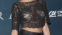 Raica Oliviera im angesagten Transparenz-Look