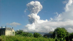 Vulkanausbruch auf den Philippinen: Drei deutsche Bergsteiger sterben Bei einem Vulkanausbruch auf den Philippinen starben drei deutsche Bergsteiger.