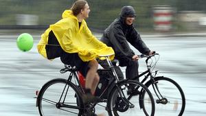 Als Radfahrer nicht im Regen stehen