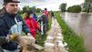 Dramatischer Kampf gegen das Wasser