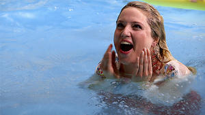 AWZ: Caroline Frier