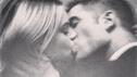 Wen verschlingt Robert Pattinson hier?