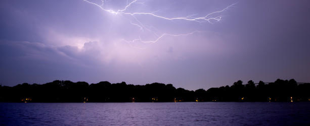 Wetter extrem: Gewitter und Orkanböen Hier geht's zur Unwetterkarte