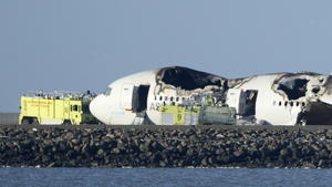Flugzeug stürzt in San Francisco ab: Zwei Tote und mehr als 180 Verletzte Der Flug eines Passagierjets aus Seoul endet in San Francisco mit einer Bruchlandung.