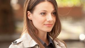 Julia Hartmann spielt die Rolle von <b>Dr. Eva Schmidt</b> - julia-hartmann-spielt-die-rolle-von-dr-eva-schmidt